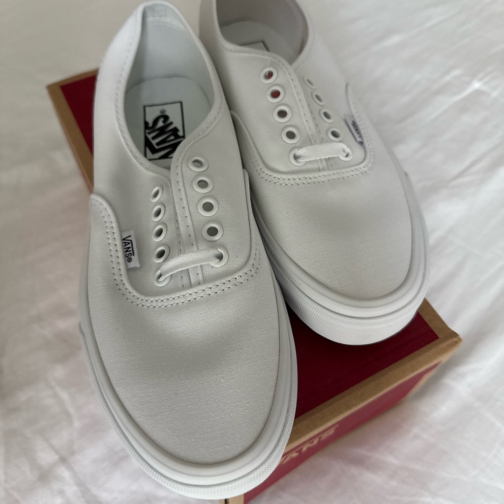 Vans Men's Classic White Sneakers